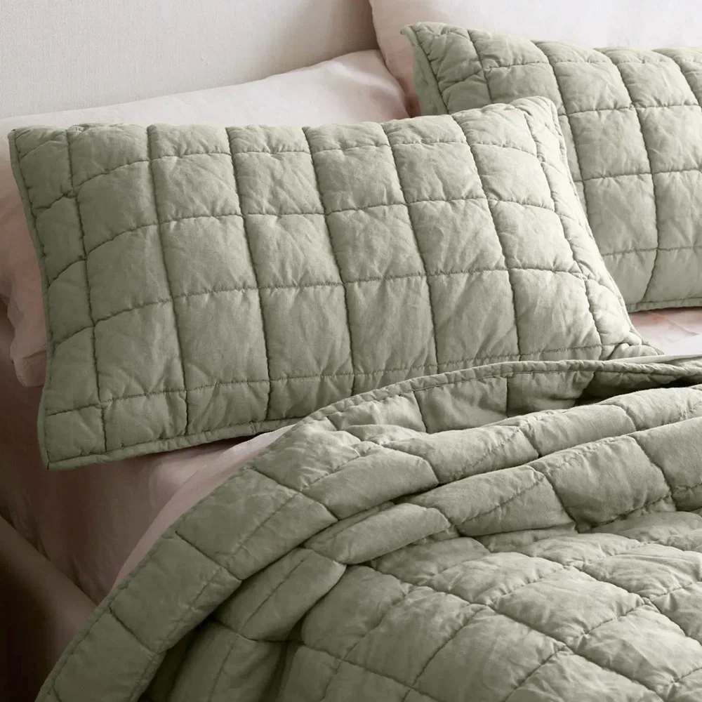 NWOT European Linen Box Quilted Standard Sham Set in Willowleaf